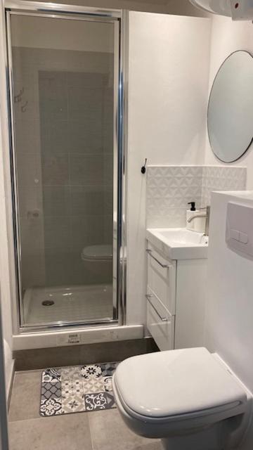 Apartment Studette Pres De La Gare De